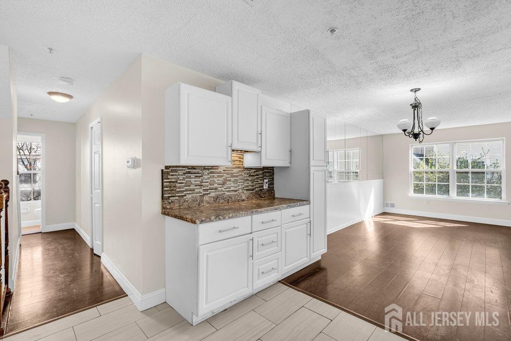 46 Prestwick Way, Edison, New Jersey image 10