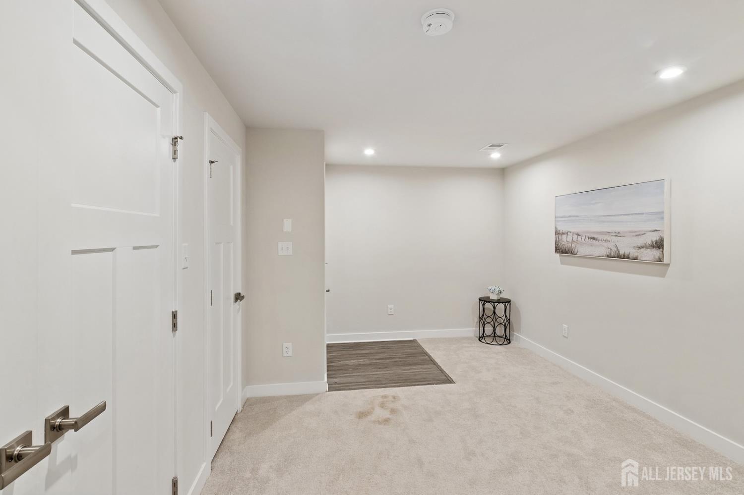 1211 English Lane, Parlin, New Jersey image 33