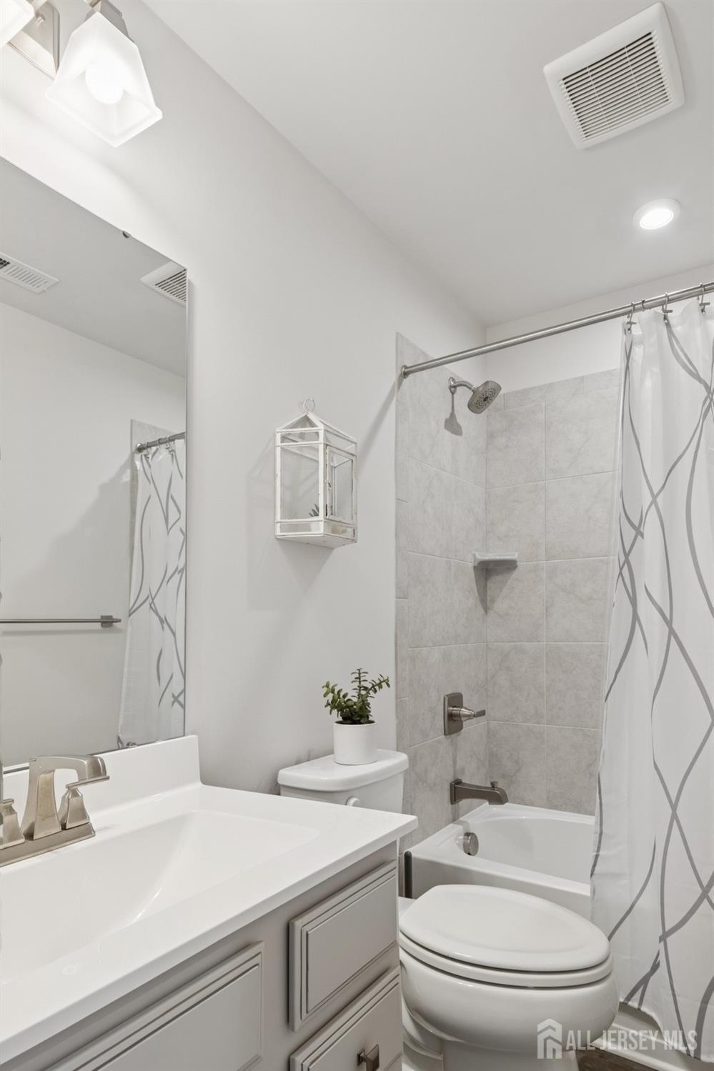 1211 English Lane, Parlin, New Jersey image 31