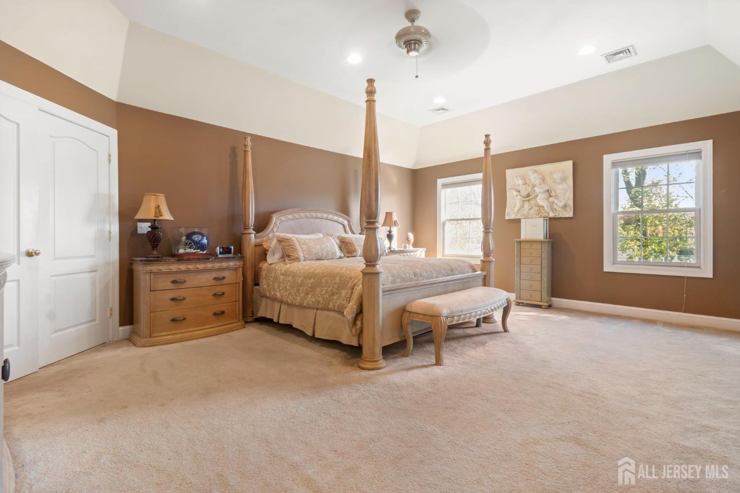 South Plainfield, New Jersey 07080, United States, 5 Bedrooms Bedrooms, ,5 BathroomsBathrooms,Residential,Coming Soon,233746