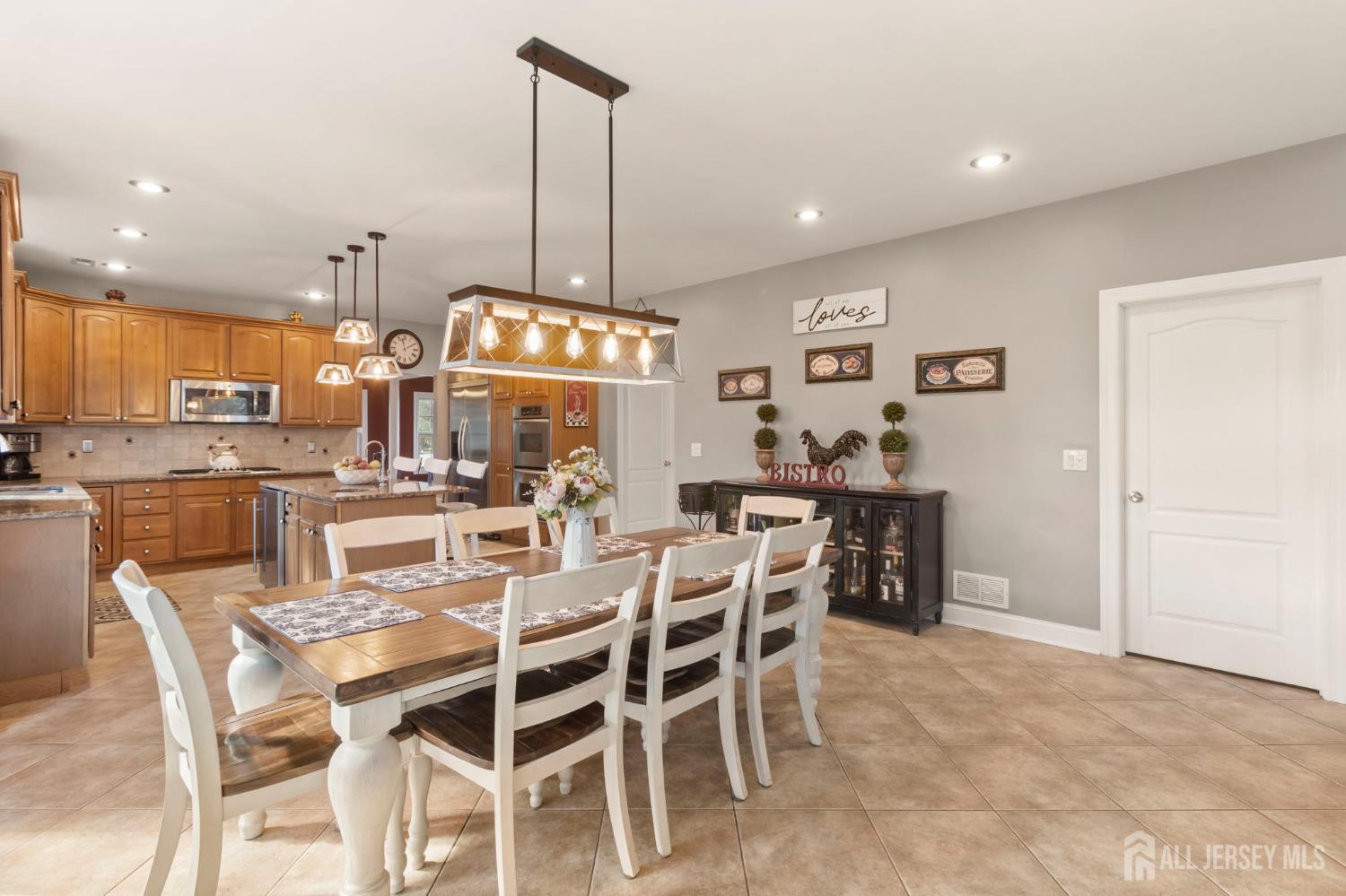 South Plainfield, New Jersey 07080, United States, 5 Bedrooms Bedrooms, ,5 BathroomsBathrooms,Residential,Coming Soon,233746