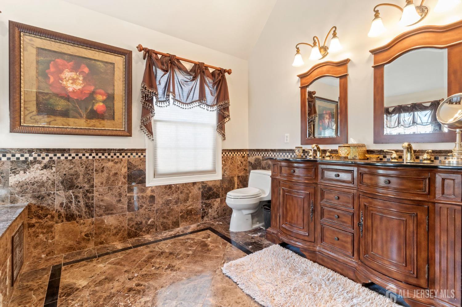 South Plainfield, New Jersey 07080, United States, 5 Bedrooms Bedrooms, ,5 BathroomsBathrooms,Residential,Coming Soon,233746