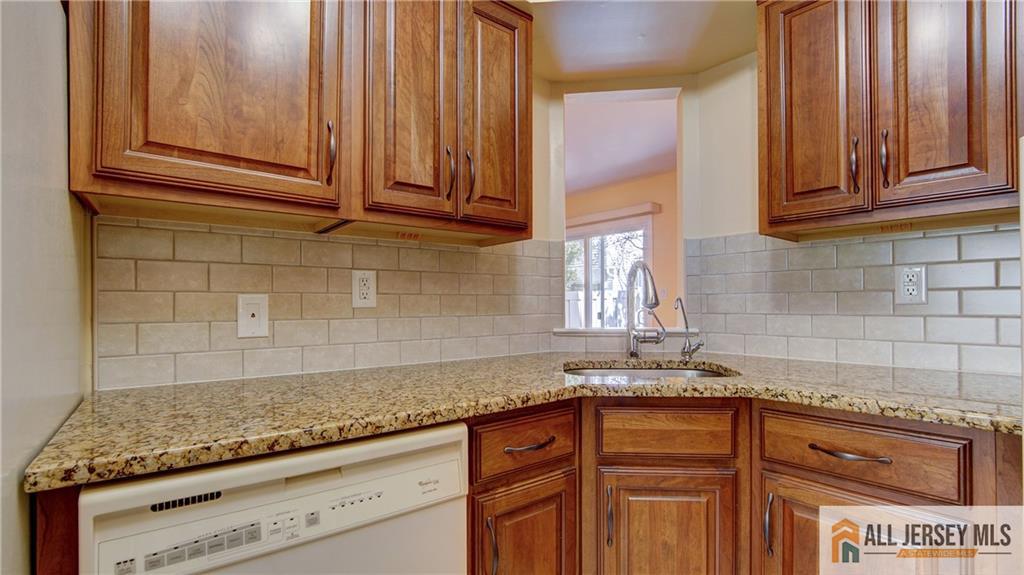 1141 Schmidt Lane, North Brunswick, New Jersey image 15