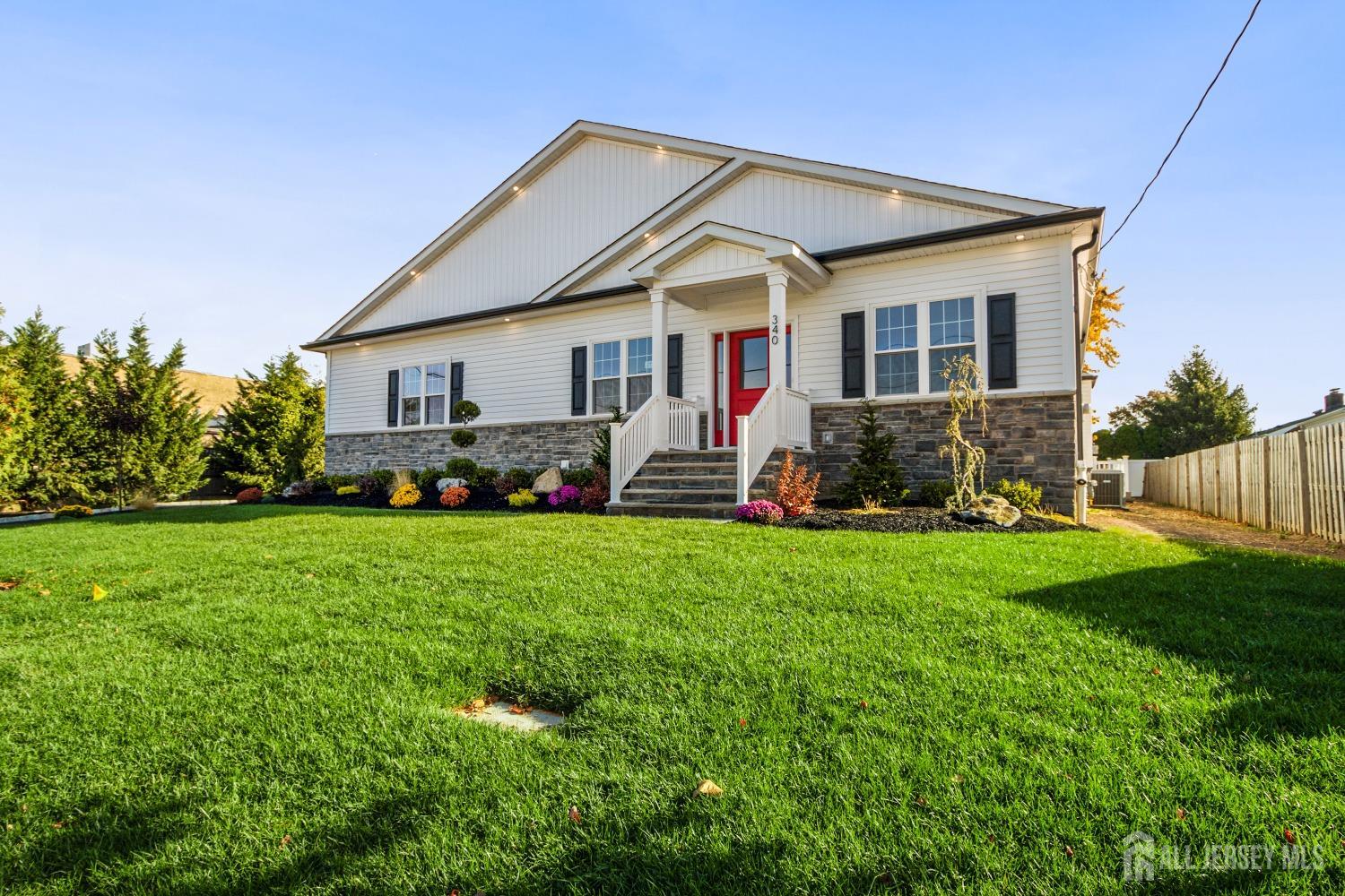 340 Schmidt Place, Fords, New Jersey image 2