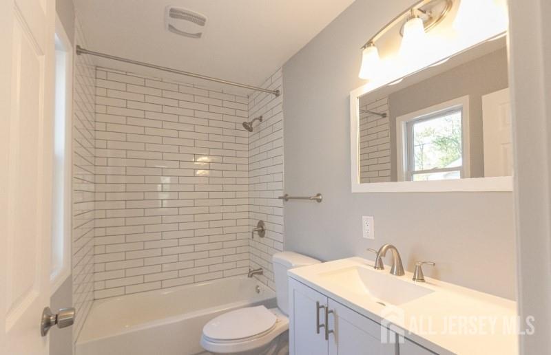 25 4th Place, Piscataway, New Jersey image 8