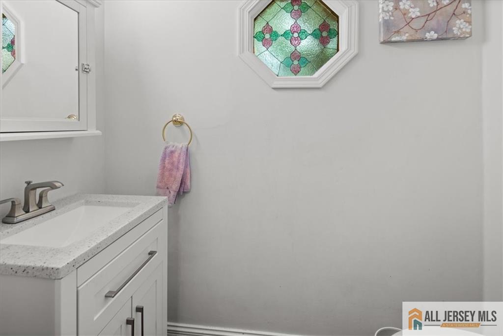 South Brunswick, New Jersey 08852, United States, 3 Bedrooms Bedrooms, ,4 BathroomsBathrooms,Residential,Active,153844