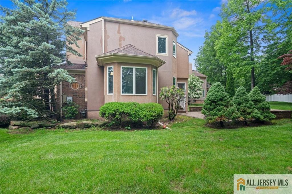 South Brunswick, New Jersey 08852, United States, 3 Bedrooms Bedrooms, ,4 BathroomsBathrooms,Residential,Active,153844