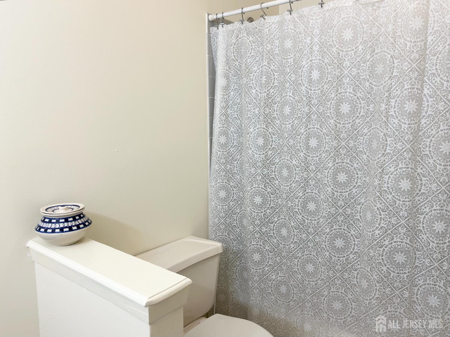 4424 Sayre Drive, Plainsboro, New Jersey image 16