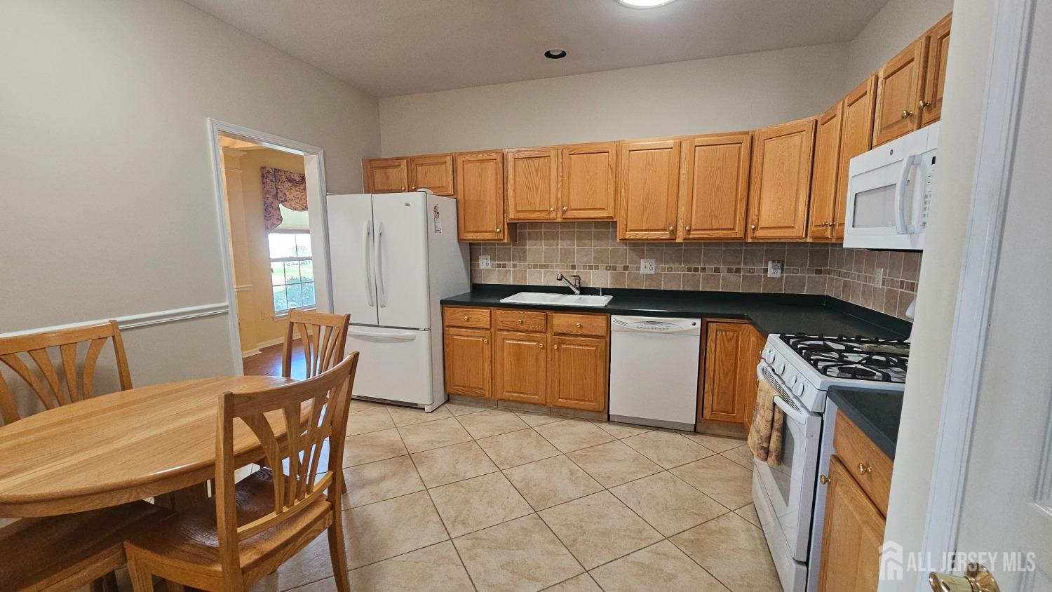 493 Skylark Drive, Monroe Township, New Jersey image 10