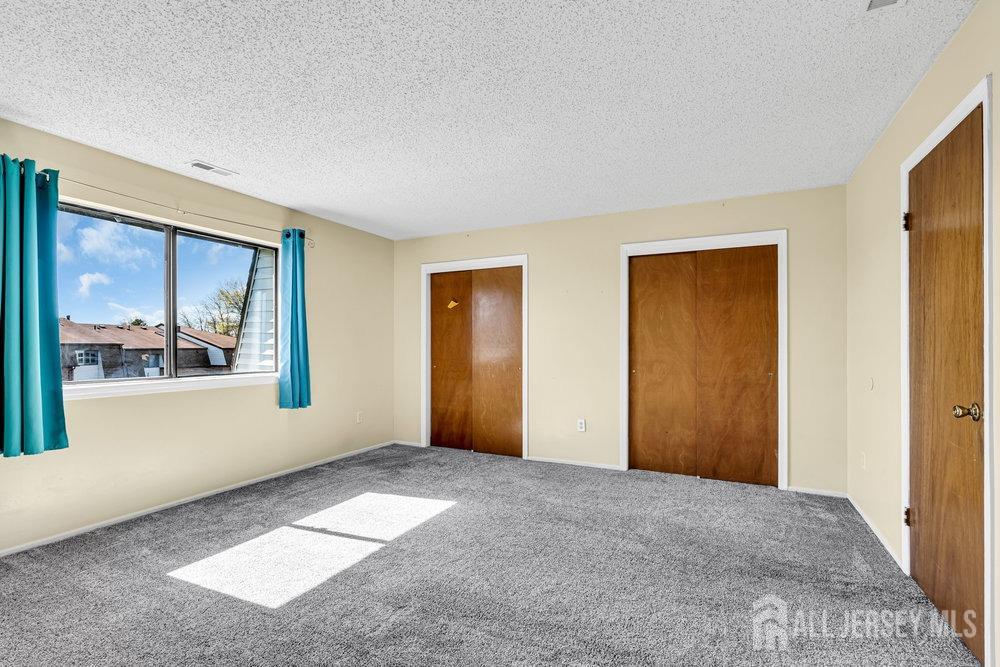 1613 Edison Glen Terrace, Edison, New Jersey image 13