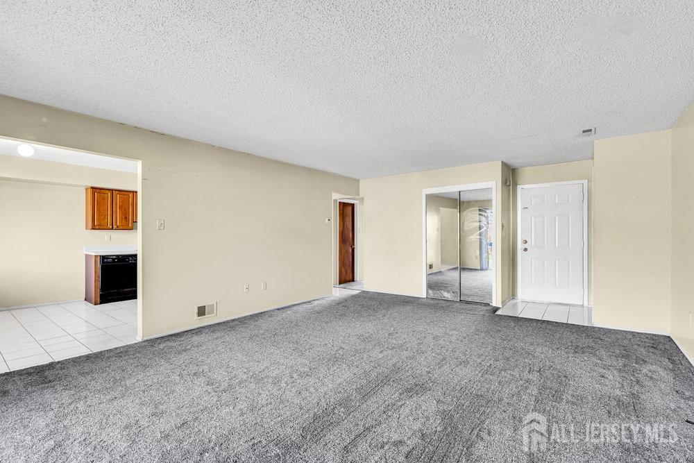 1613 Edison Glen Terrace, Edison, New Jersey image 8