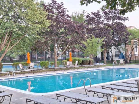 Homes For Rent - 510 Sunshine Court<br/> Middlesex County, Sayreville, NJ 08859