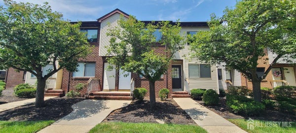 3612 BIRCHWOOD CT, NORTH BRUNSWICK, NJ 08902 - Image b5fbcdb2ede60e6cf6c9aa004fc8bfa9/335453049