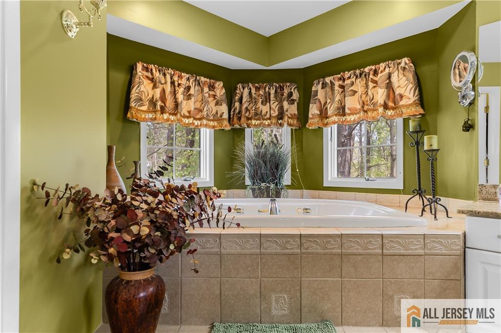 Monroe, New Jersey, 08831, United States, 5 Bedrooms Bedrooms, ,4 BathroomsBathrooms,Residential,Active,2041455