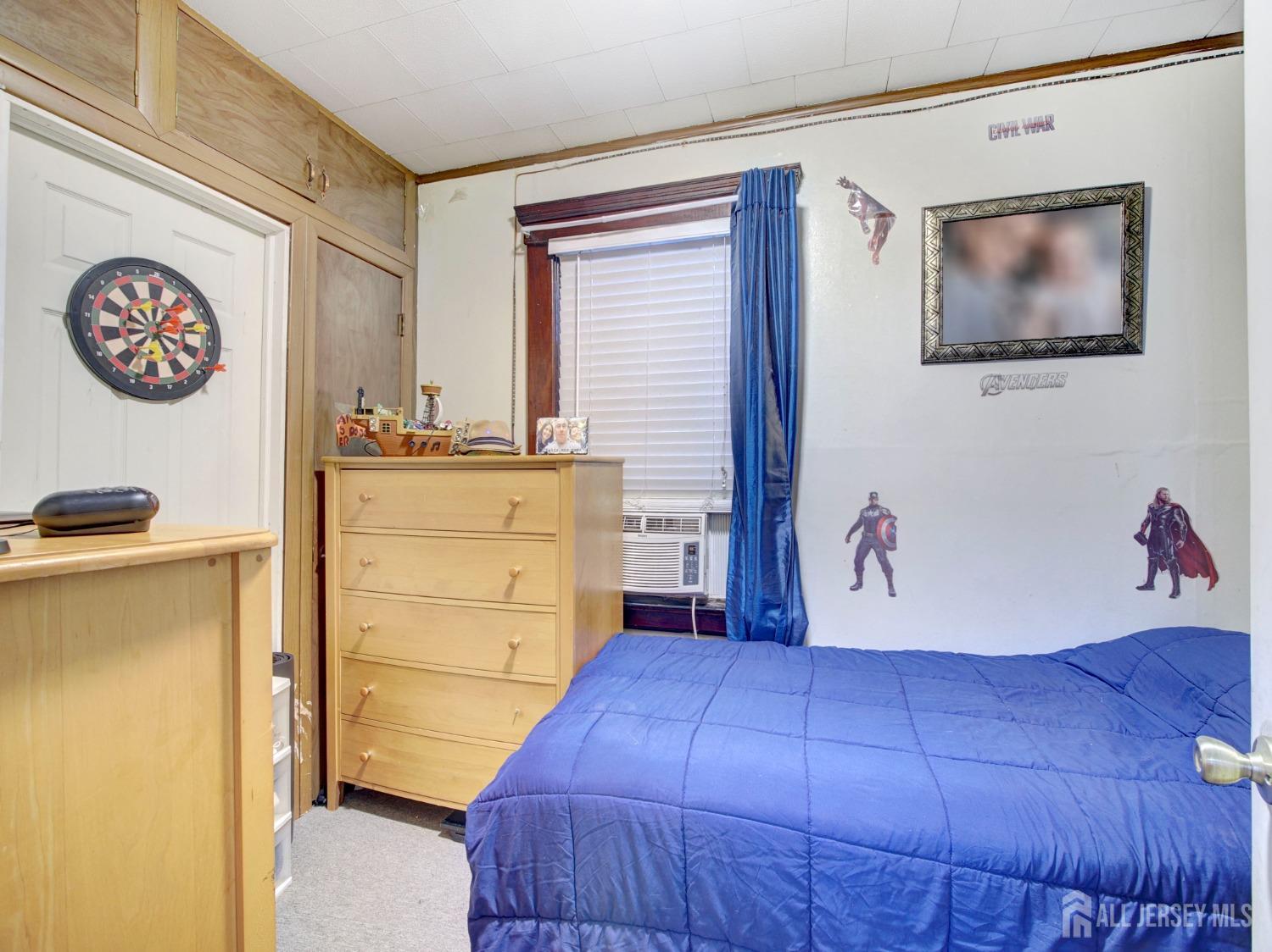 381 Keene Street, Perth Amboy, New Jersey image 6