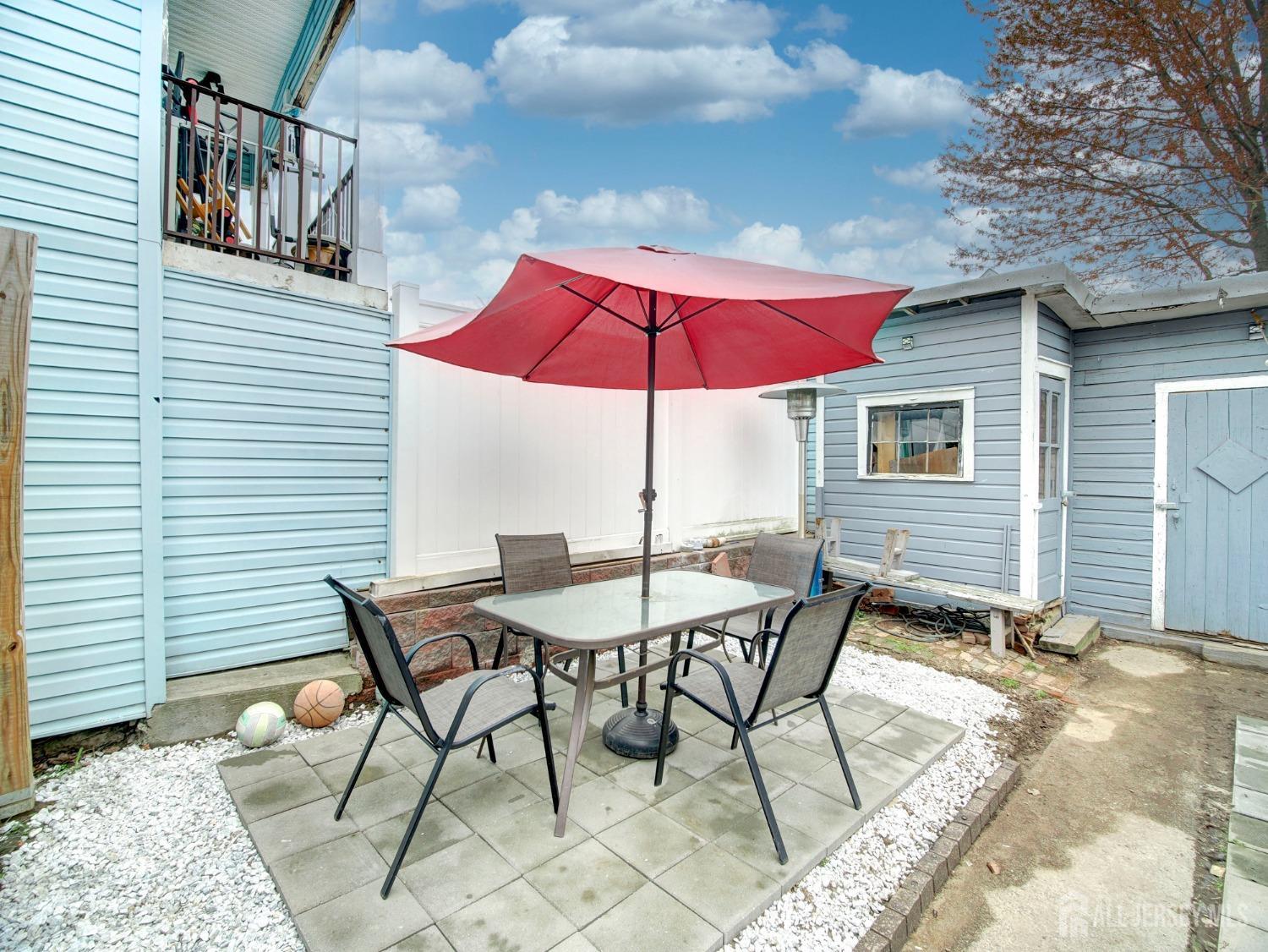 381 Keene Street, Perth Amboy, New Jersey image 14