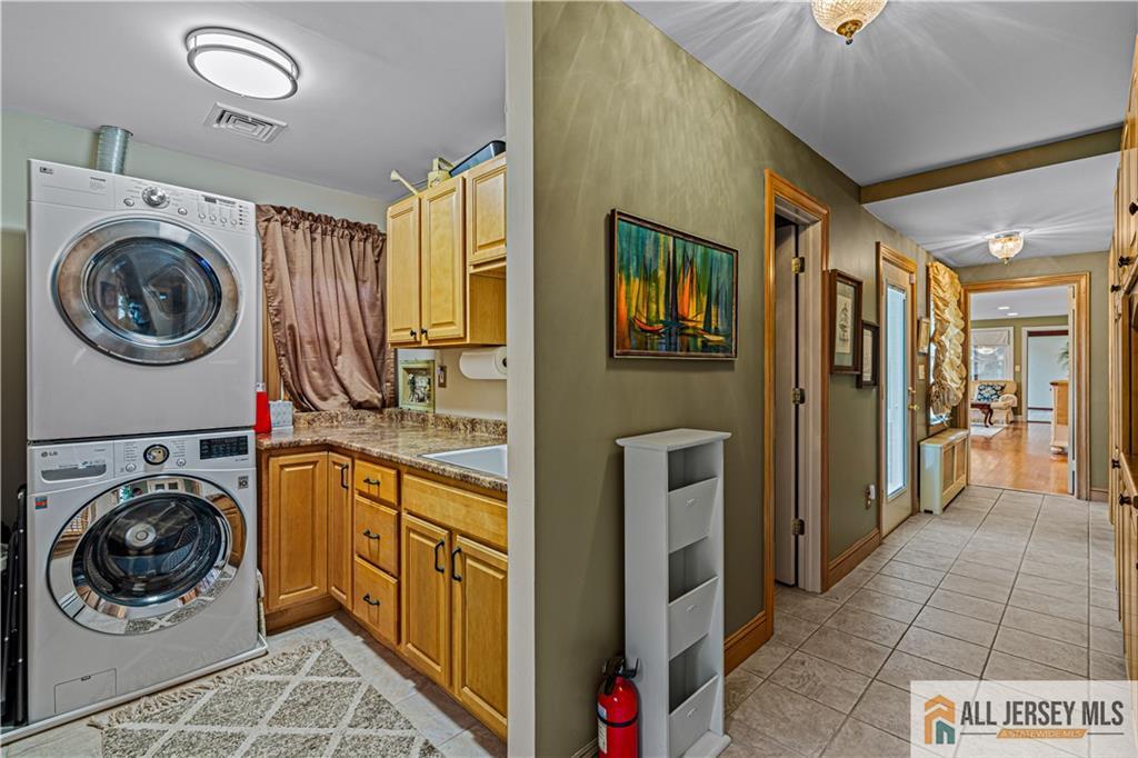 57 Patton Drive, East Brunswick, New Jersey image 31