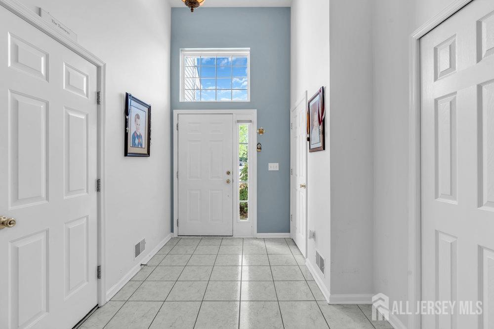 10 Chimney Court, Old Bridge, New Jersey image 3