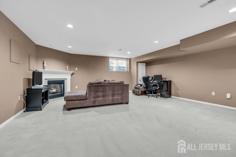 10 Chimney Court, Old Bridge, New Jersey image 18