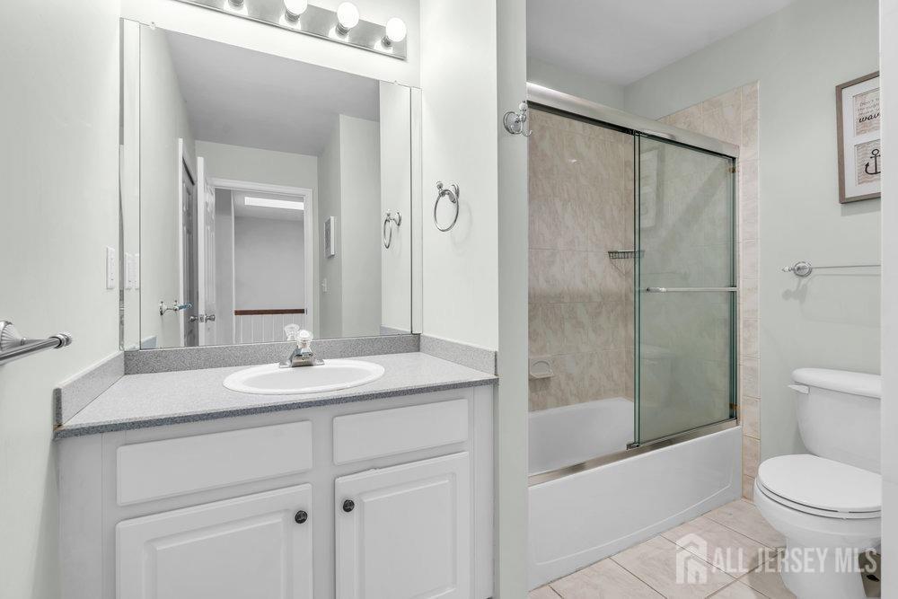 10 Chimney Court, Old Bridge, New Jersey image 12