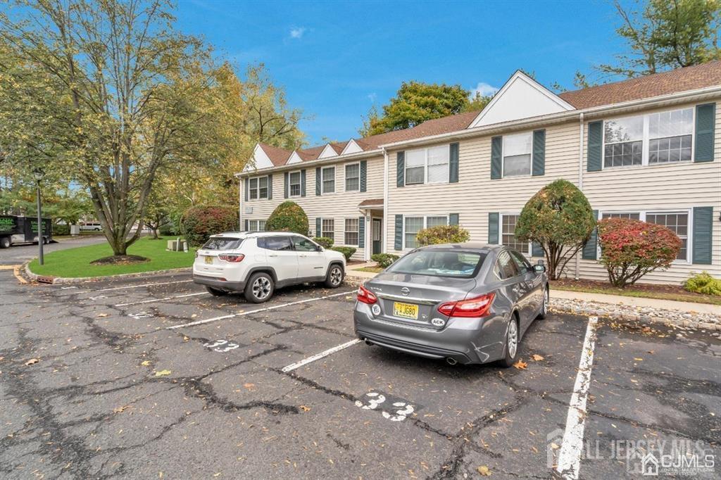 31 Hanover Square, Middlesex, New Jersey image 2