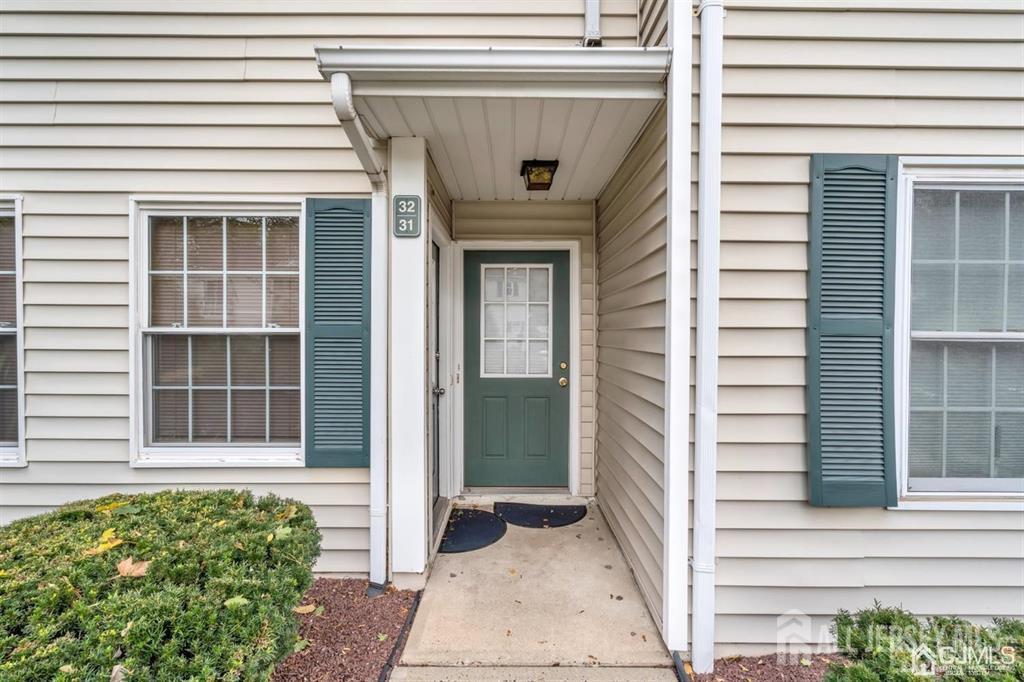31 Hanover Square, Middlesex, New Jersey image 4