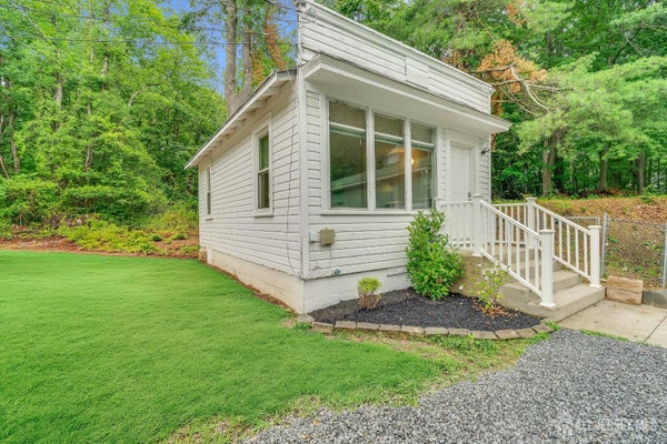 302 SCHOOLHOUSE RD # B, MONROE, NJ 08831 - Image b7721ce18af2de061978f6f5773088bc/1698136352