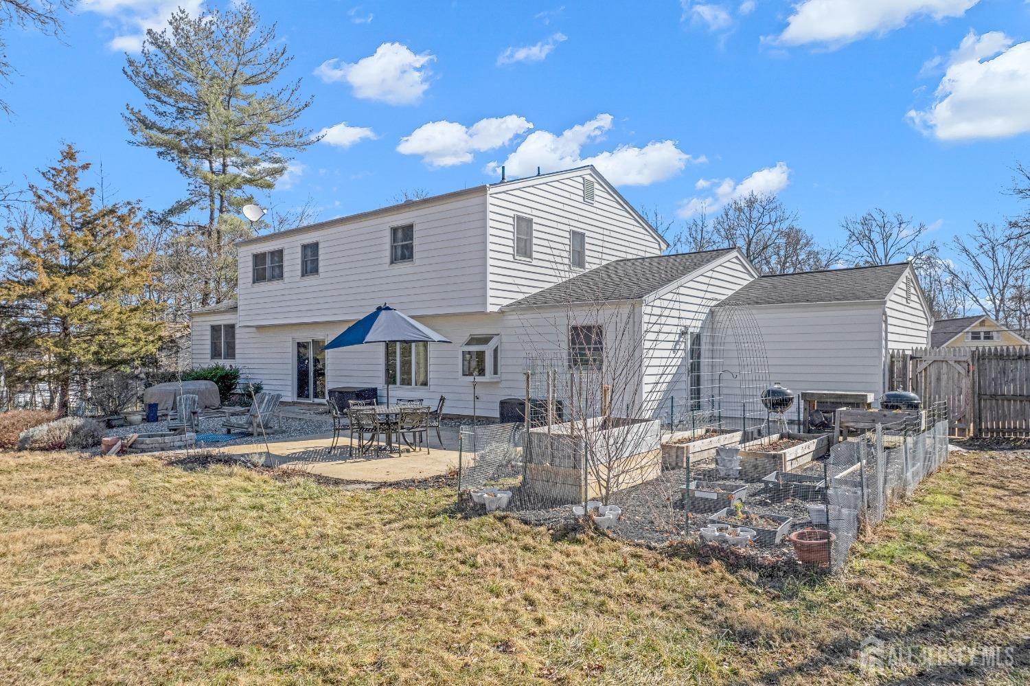 41 Dale Drive, Edison, New Jersey image 43