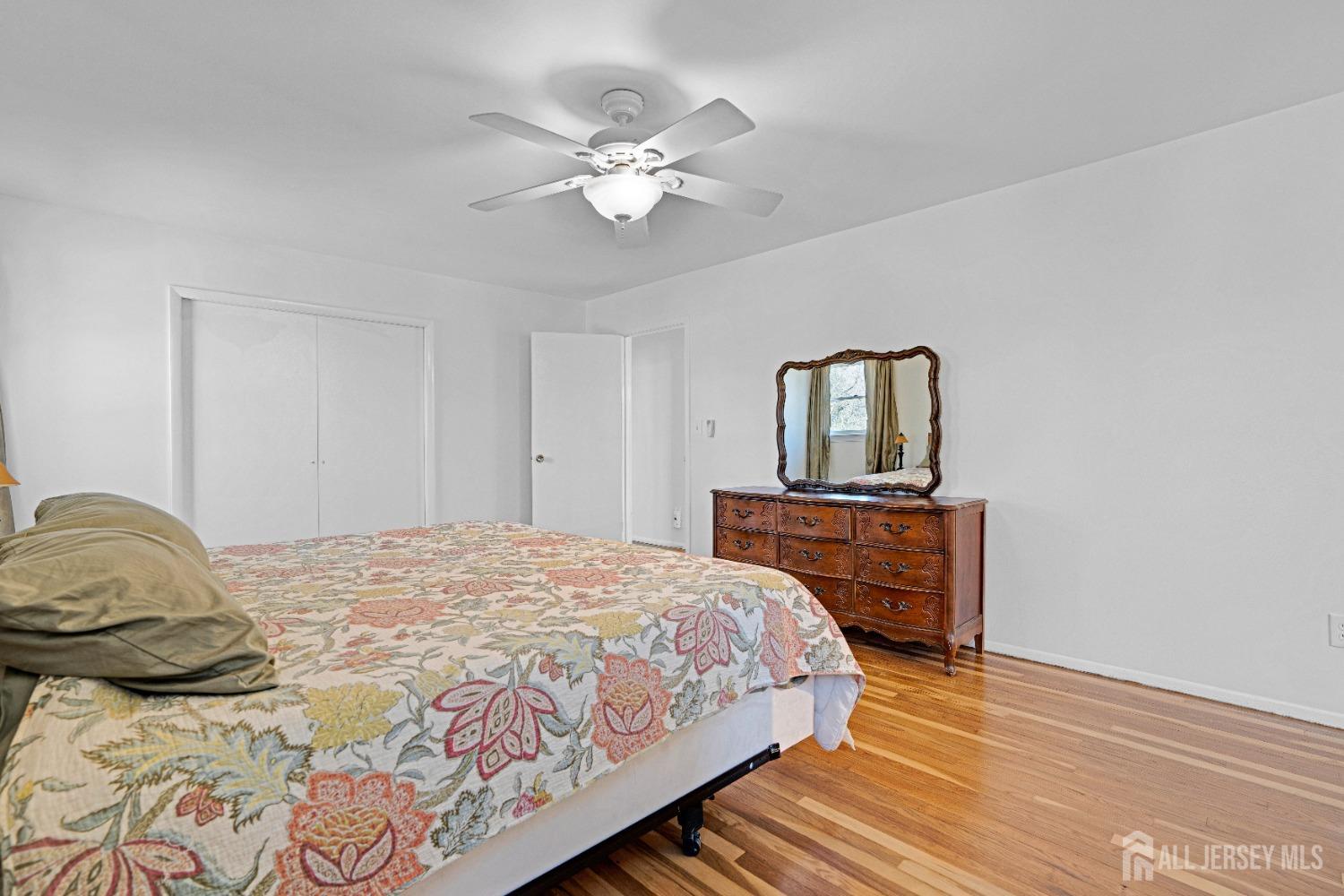 41 Dale Drive, Edison, New Jersey image 31