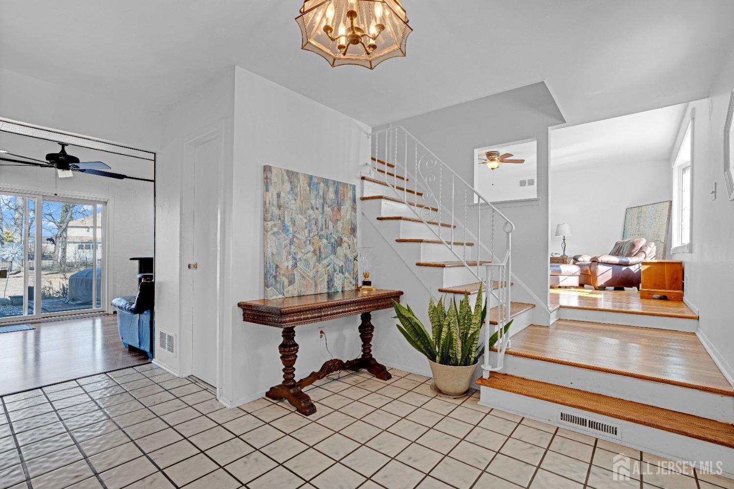 41 Dale Drive, Edison, New Jersey image 9