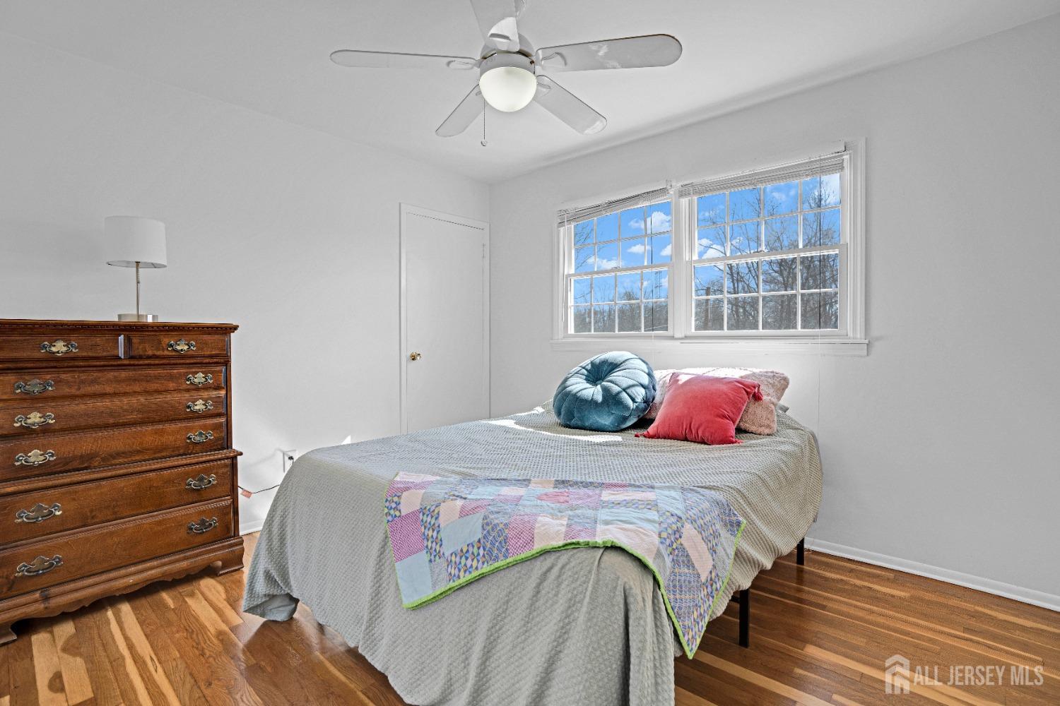 41 Dale Drive, Edison, New Jersey image 37