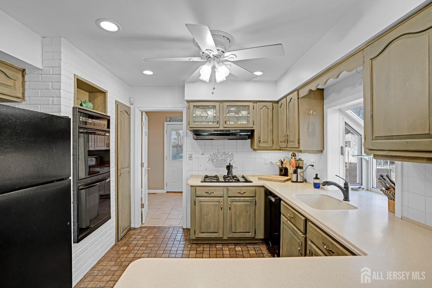 41 Dale Drive, Edison, New Jersey image 17