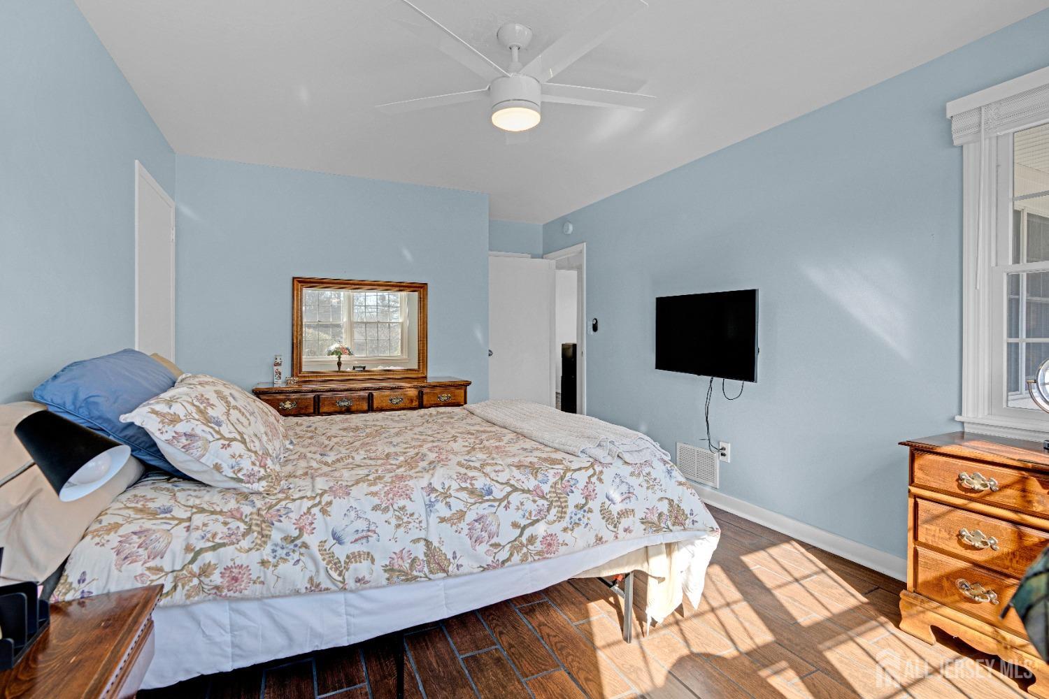 41 Dale Drive, Edison, New Jersey image 25
