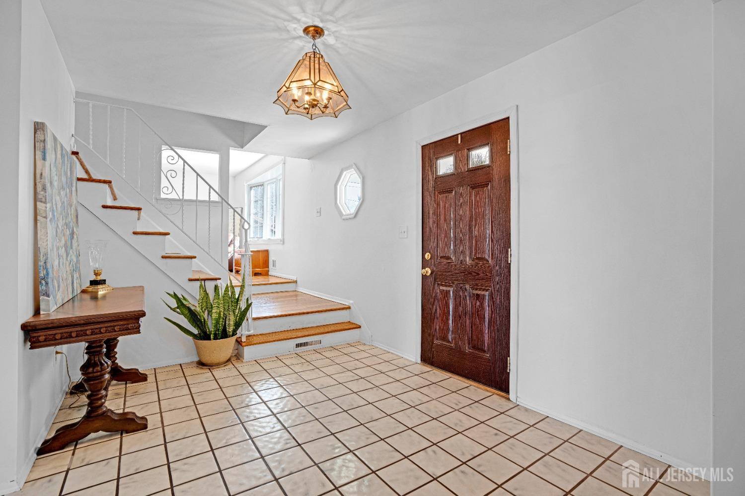 41 Dale Drive, Edison, New Jersey image 7
