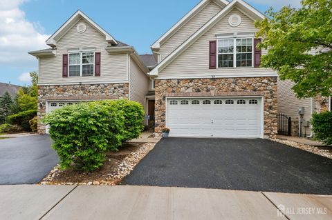 Townhouse For Sale - 17 Miller Circle<br/> Pennington, NJ 08534