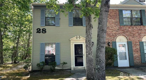 Townhouse For Sale - 215 Patriots Court #2801<br/> Atlantic County, Galloway, NJ 08205