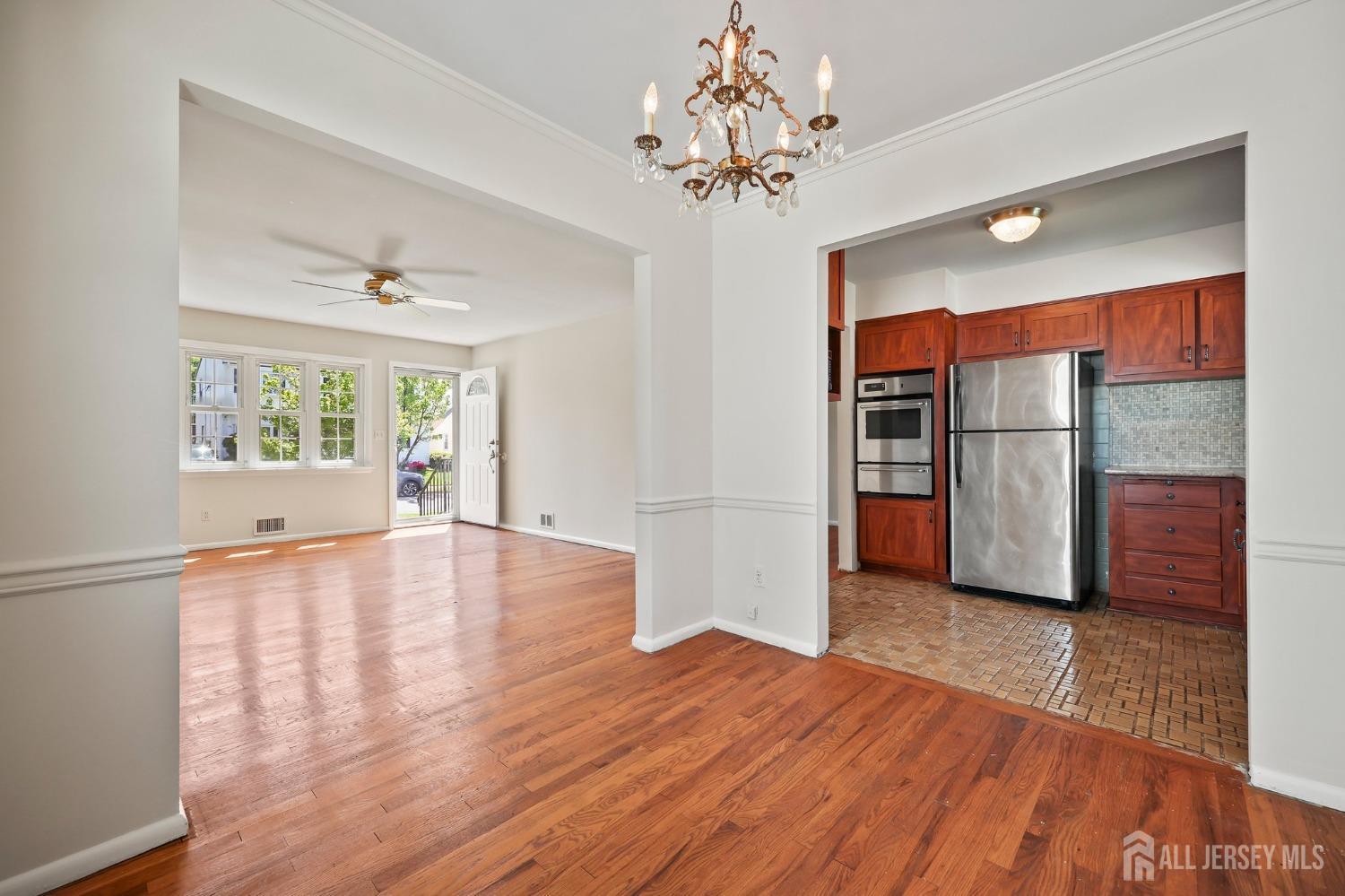 11 Oakwood Place, Carteret, New Jersey image 8