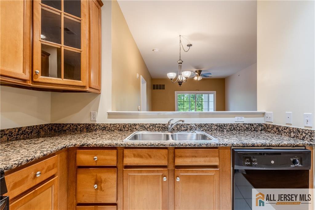 1410 Colts Circle, Lawrence, New Jersey image 13