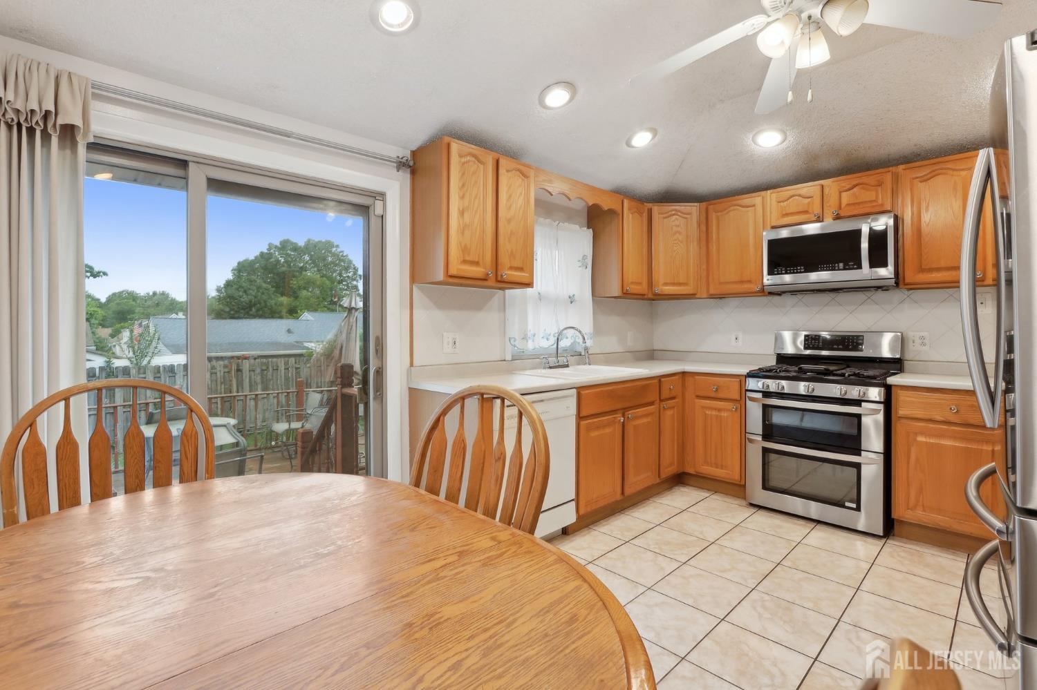 370 Rudolph Avenue, Rahway, New Jersey image 11