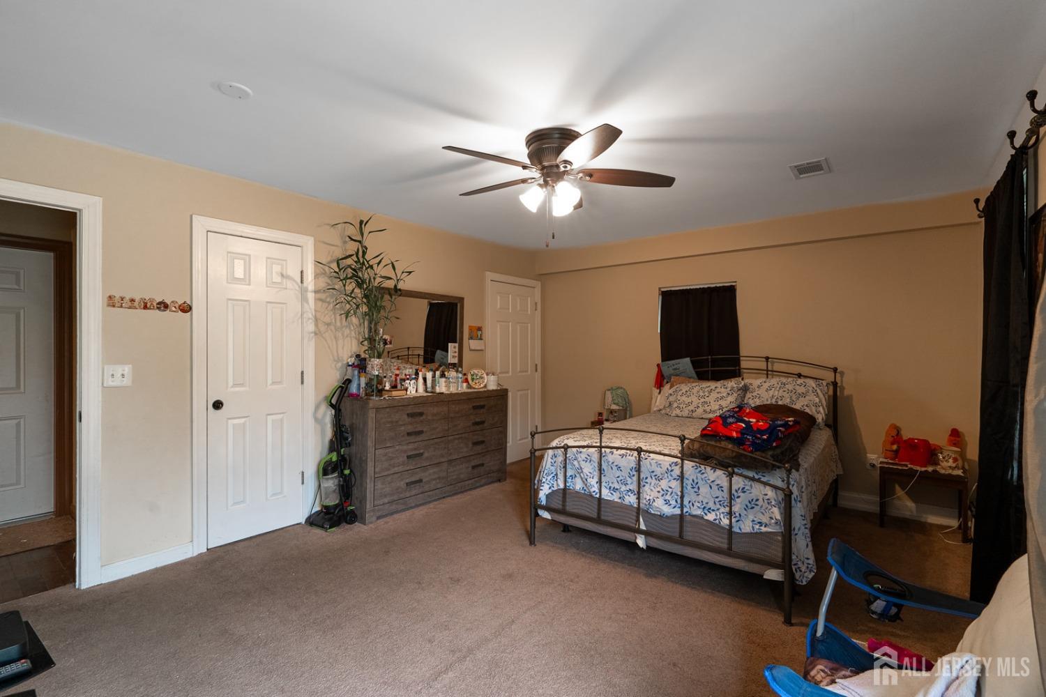 70 Jefferson Avenue, New Brunswick, New Jersey image 17