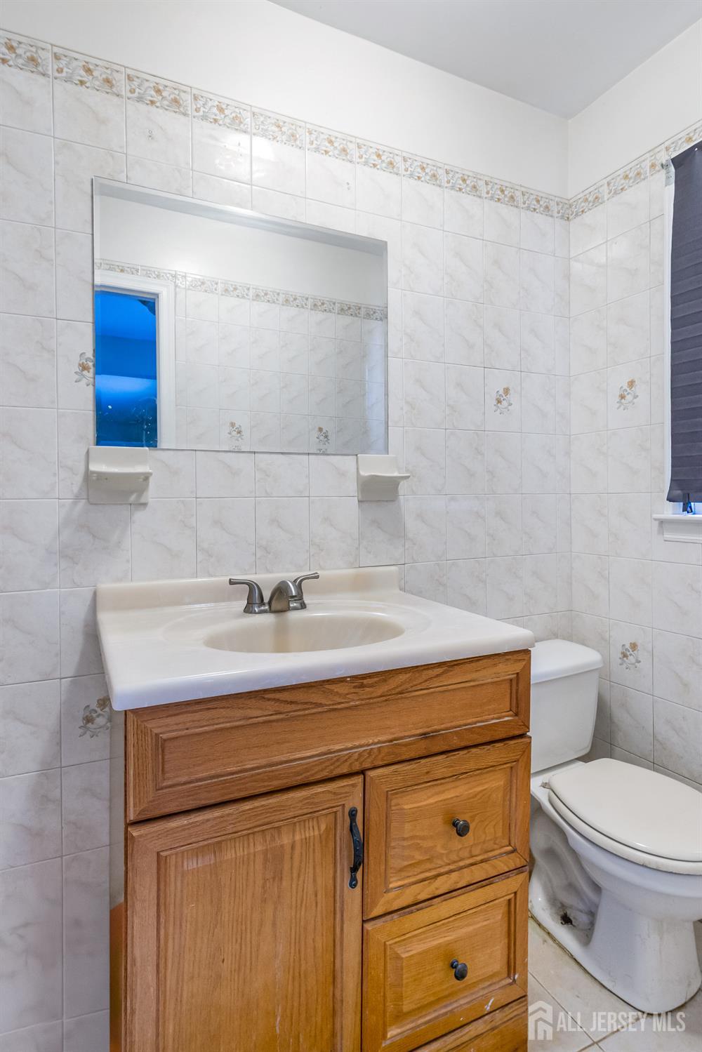 Orange, New Jersey 07050, United States, 4 Bedrooms Bedrooms, ,4 BathroomsBathrooms,Residential,Active,183505