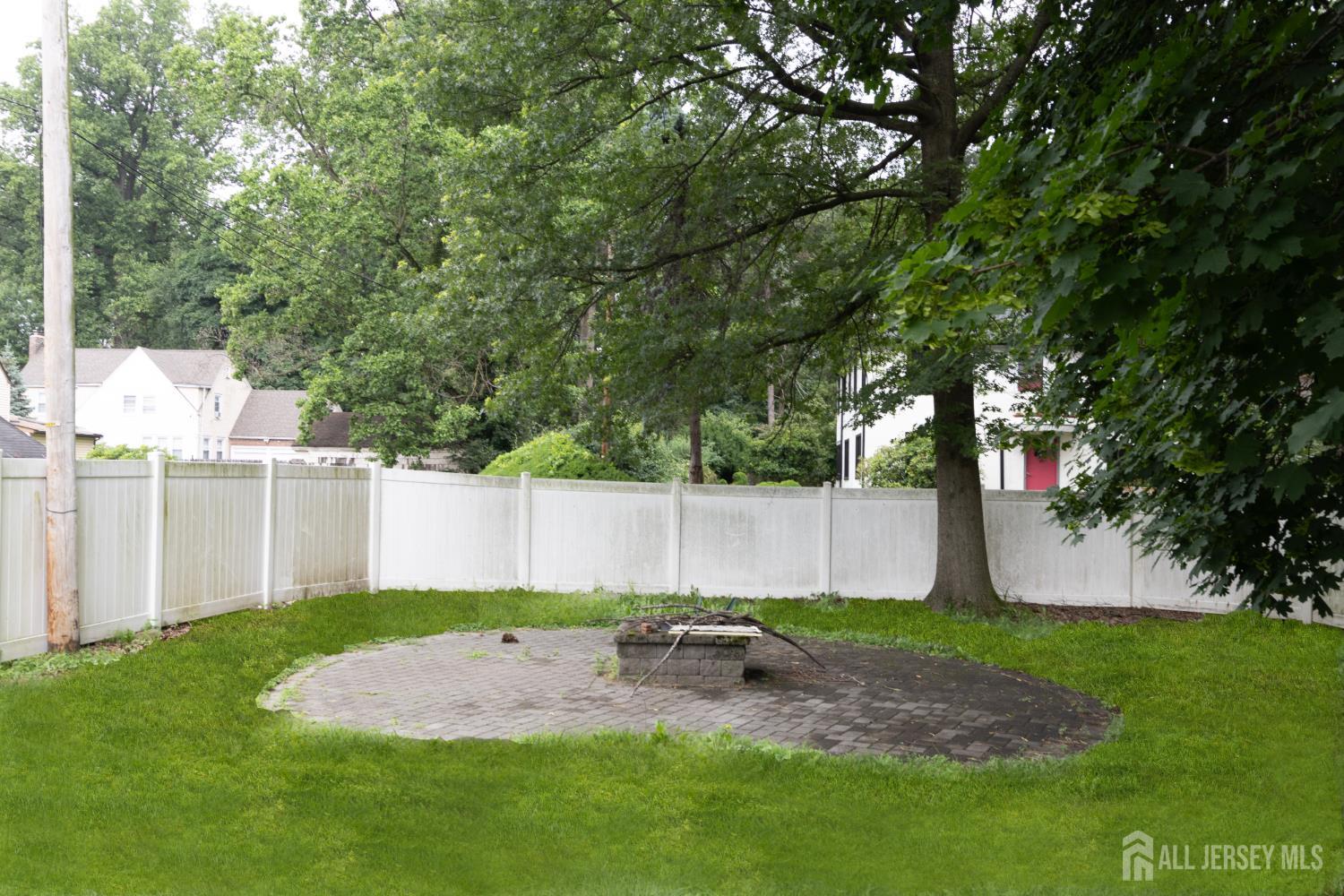 Orange, New Jersey 07050, United States, 4 Bedrooms Bedrooms, ,4 BathroomsBathrooms,Residential,Active,183505