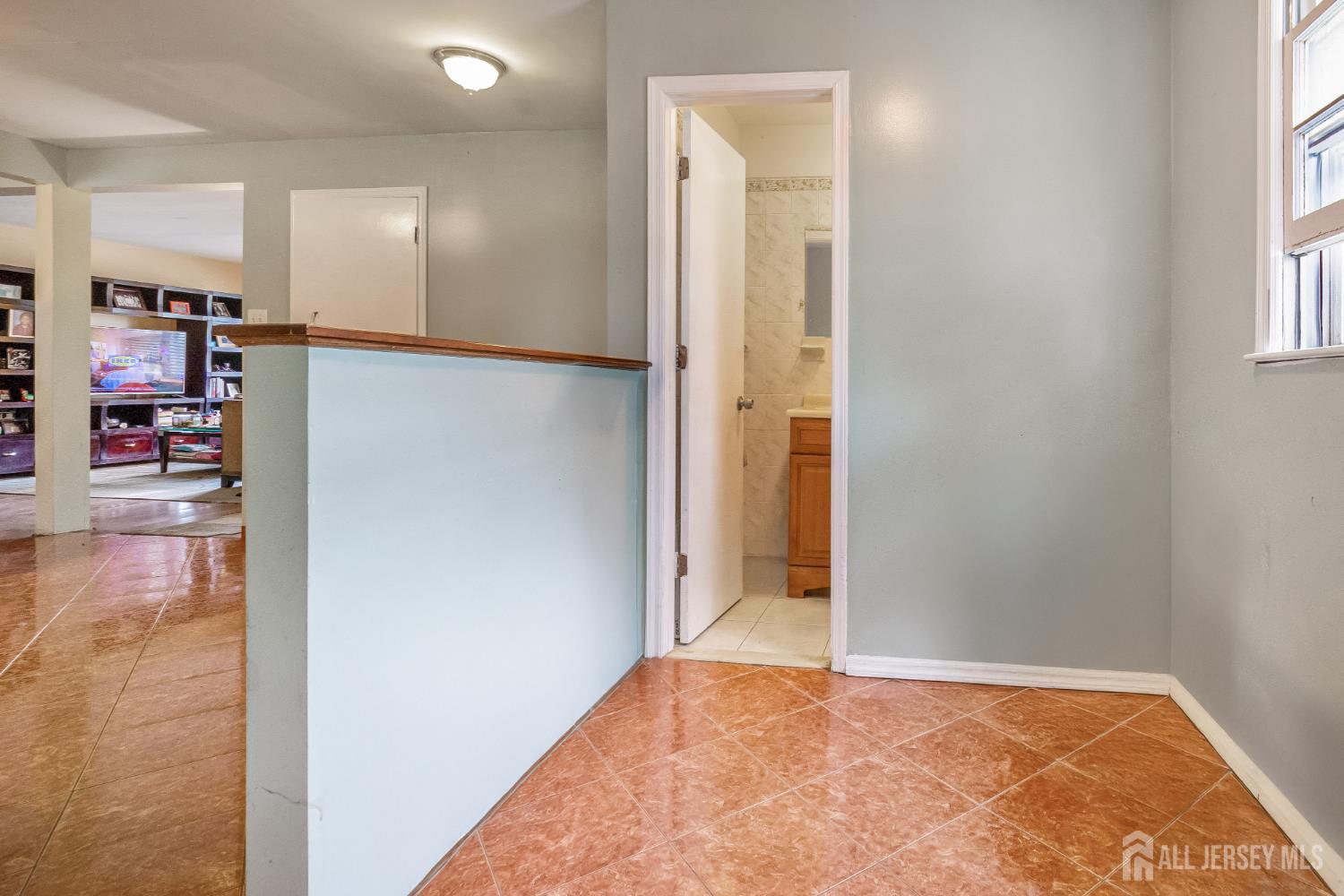 Orange, New Jersey 07050, United States, 4 Bedrooms Bedrooms, ,4 BathroomsBathrooms,Residential,Active,183505