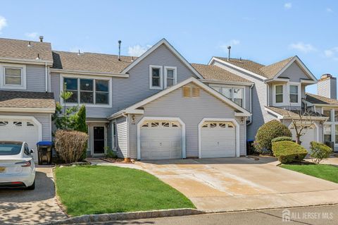 Condo For Sale - 118 Magee Court<br/> East Brunswick, NJ 08816