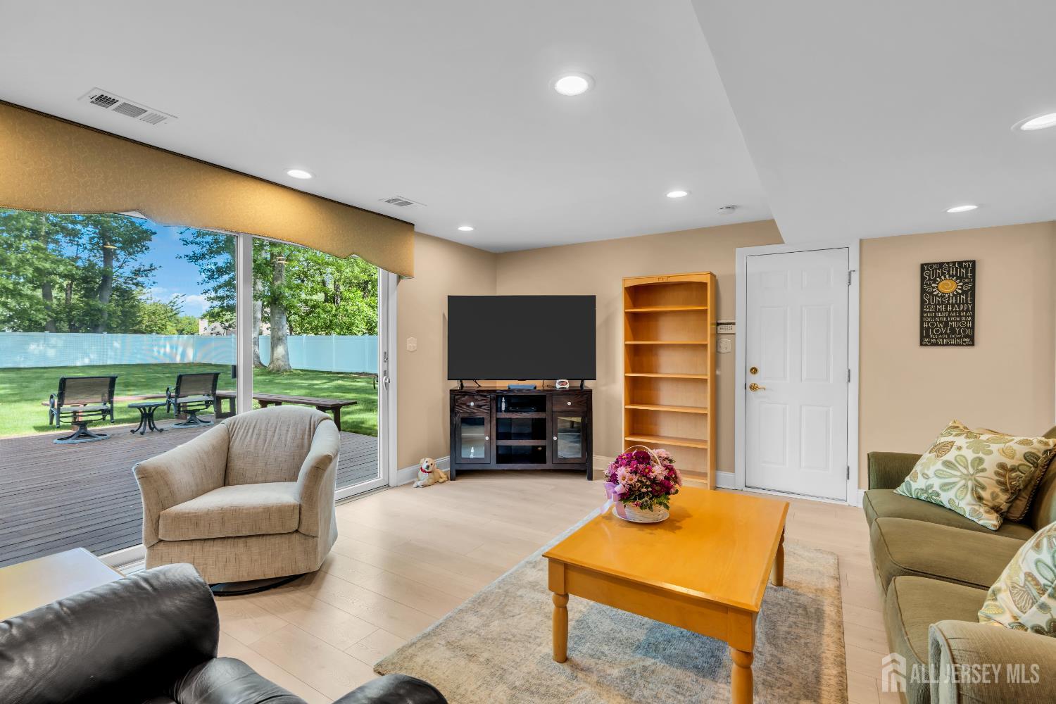 11 Diana Court, East Brunswick, New Jersey image 6