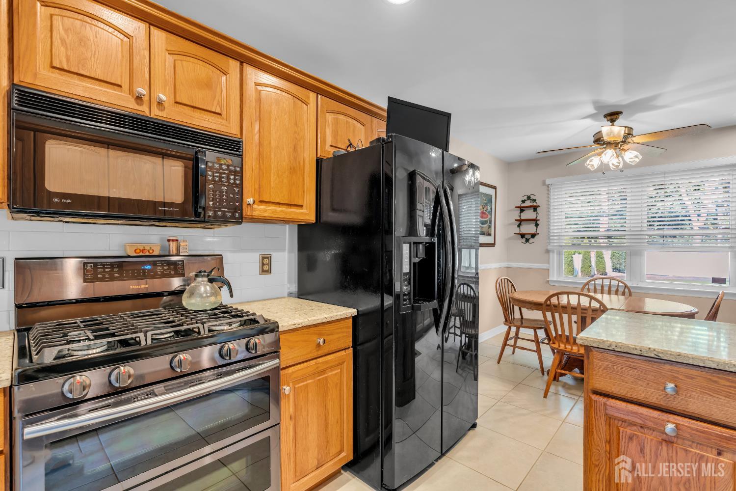 11 Diana Court, East Brunswick, New Jersey image 14
