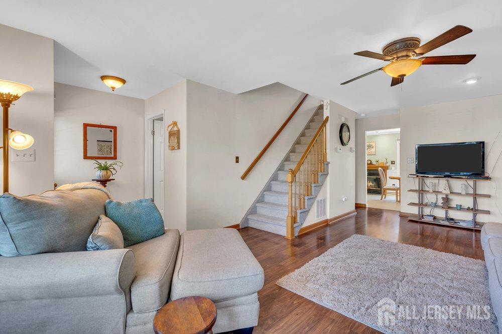 13 Harmony Way, Sayreville, New Jersey image 2