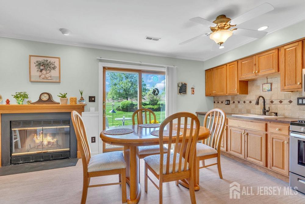13 Harmony Way, Sayreville, New Jersey image 8
