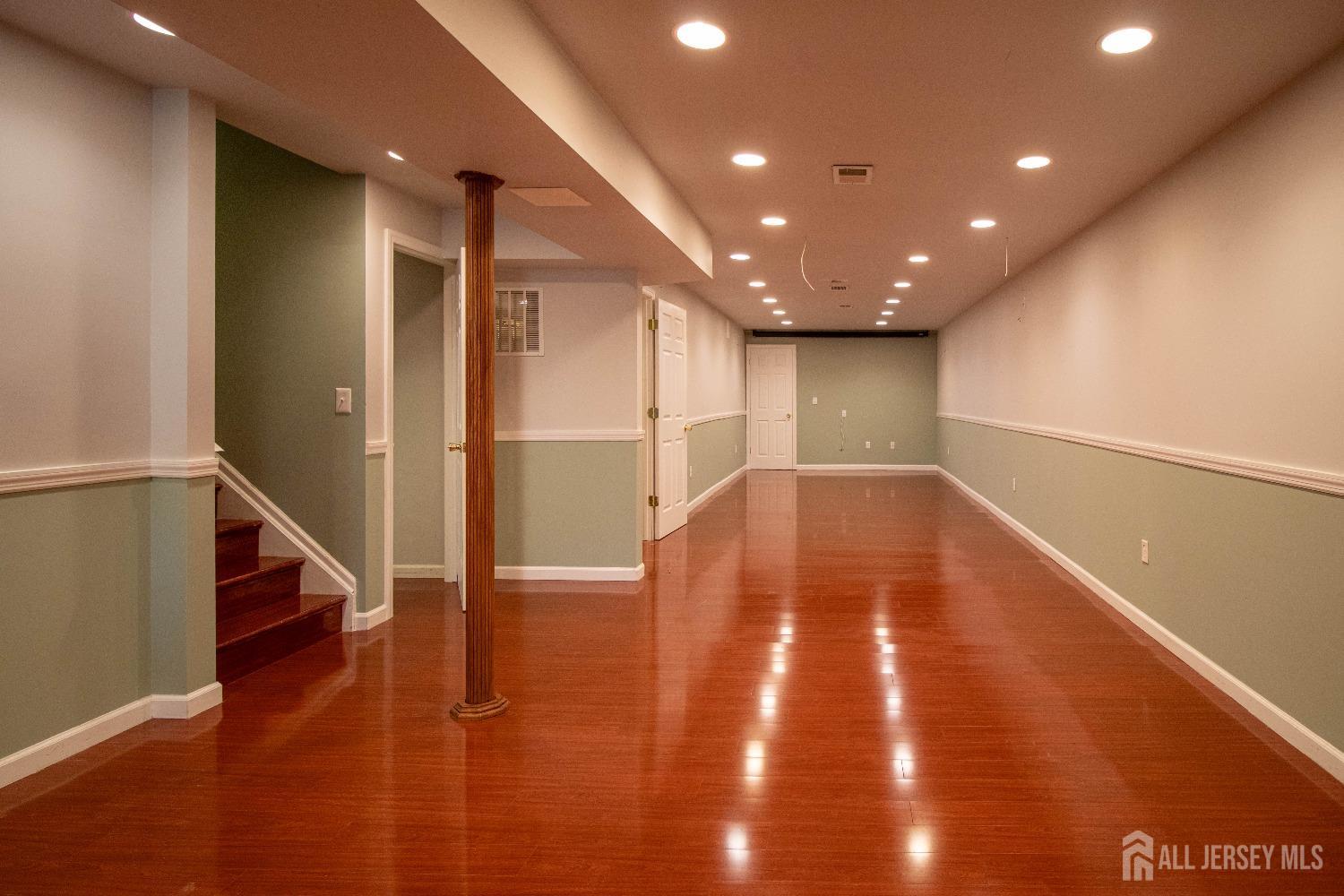 71 Pennsbury Way, East Brunswick, New Jersey image 16