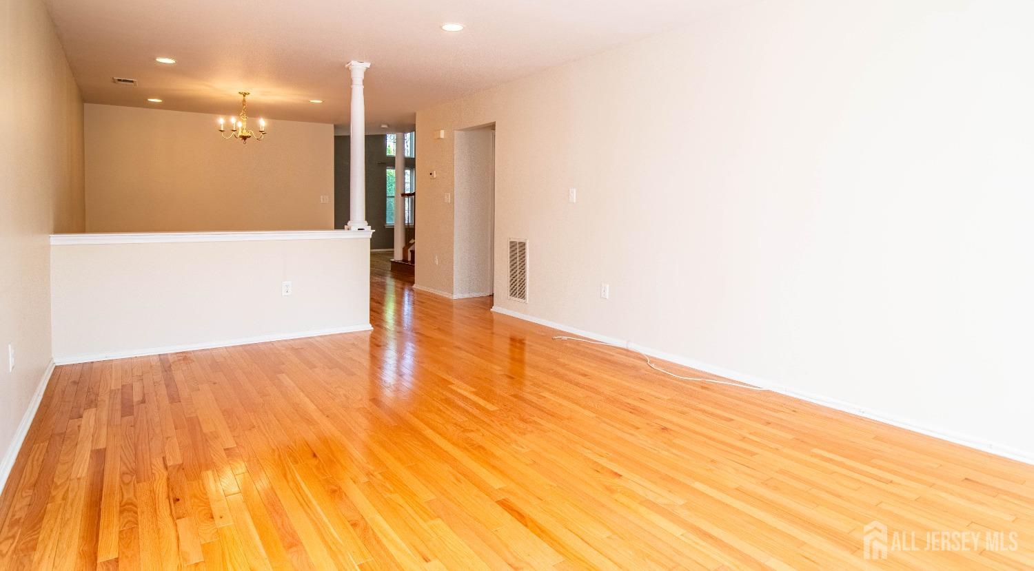 71 Pennsbury Way, East Brunswick, New Jersey image 3
